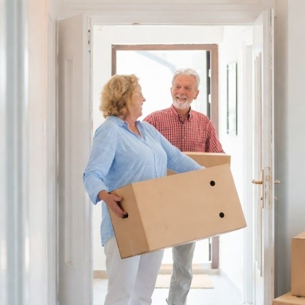 Enjoy move in/out cleaning services that will facilitate your move